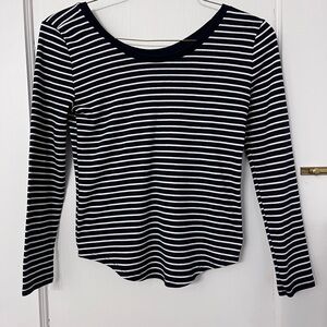 Soft, long-sleeved blue and white top by Loft, Small